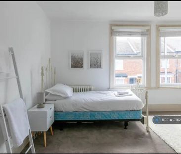 2 bedroom terraced house to rent - Photo 3