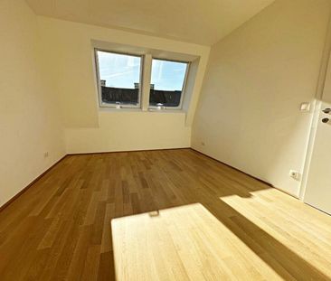 AUGARTEN-NÄHE, ERSTBEZUG, klimatisiertes 52 m2 Dachgeschoss, 2 Zimm... - Photo 2