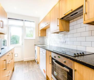 3 bedroom house to rent - Photo 3