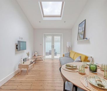 2 bedroom maisonette to rent - Photo 3