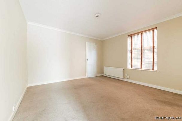 1 bedroom property to rent in Epsom - Photo 1