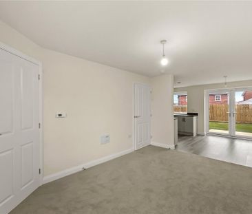 3 bedroom detached house to rent - Photo 2