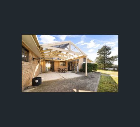 331 Shirleen Crescent, Lavington, NSW 2641 - Photo 3