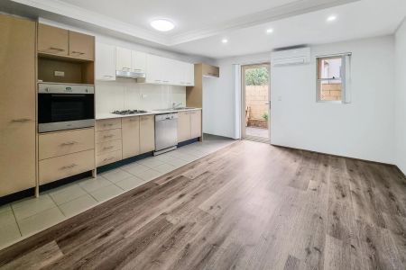 RENOVATED 3 BEDROOM DOUBLE STOREY APARTMENT WITH NEW FLOORING THROUGH-OUT - Photo 3