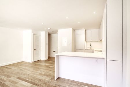 4555 Bonavista Avenue - Photo 4