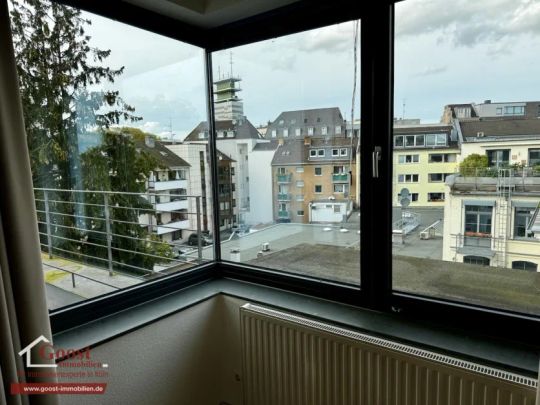 Dachgeschosswohnung mit Terrasse in der Innenstadt - Foto 1