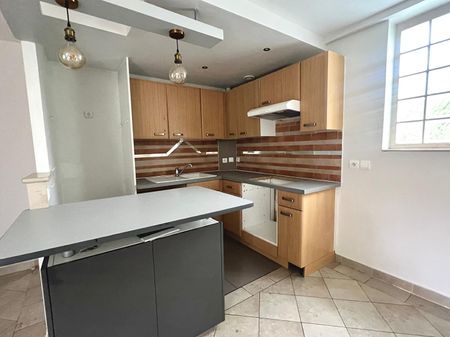 Apartment - Photo 3