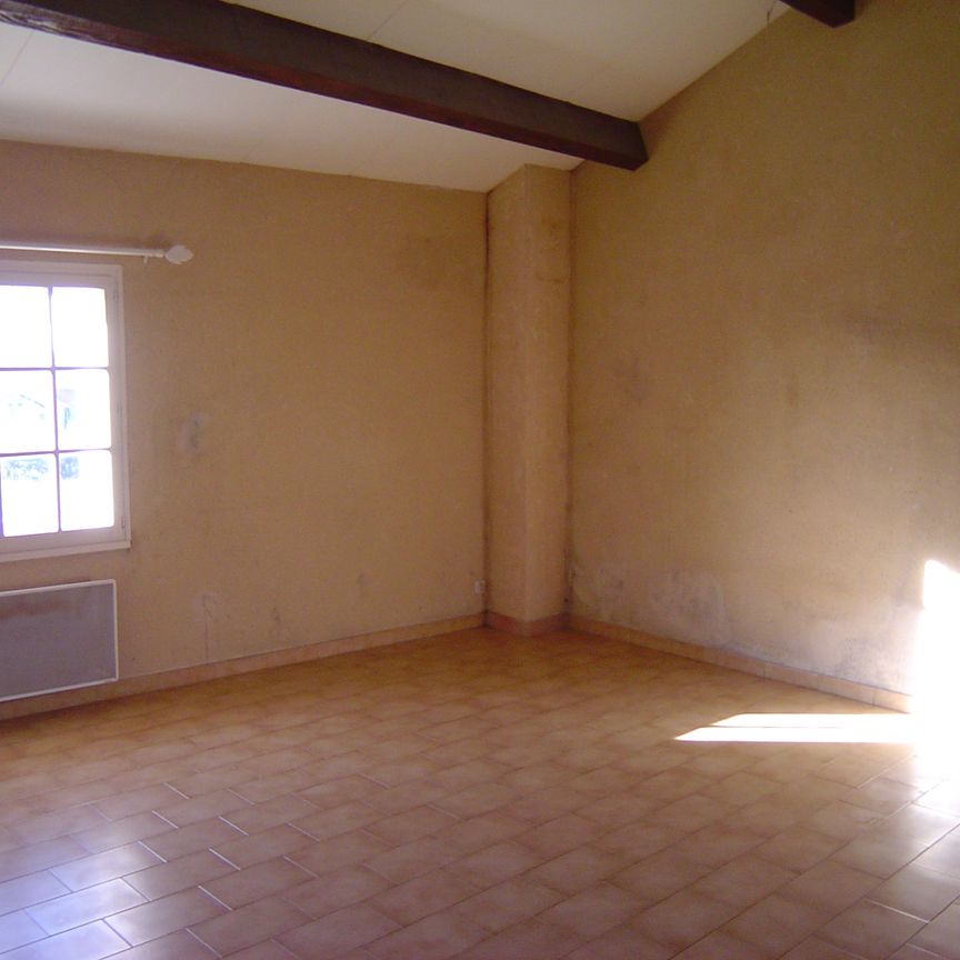 Maison de village R+1 73m2 Type 3 - Photo 1