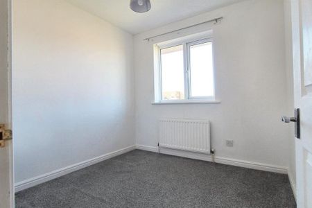 3 bedroom detached house to rent - Photo 5