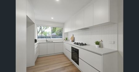 Stunning renovated 2 bedroom home in prime Mentone location - UNFURNISHED - Photo 2