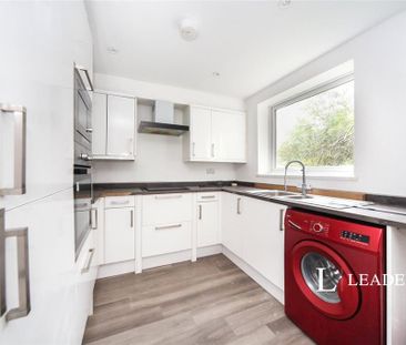 2 bedroom flat to rent - Photo 6