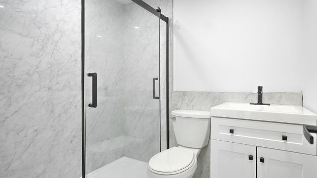 Renovated Apartments for Rent in Vieux-Rosemont – Steps from Masson Street - Photo 1