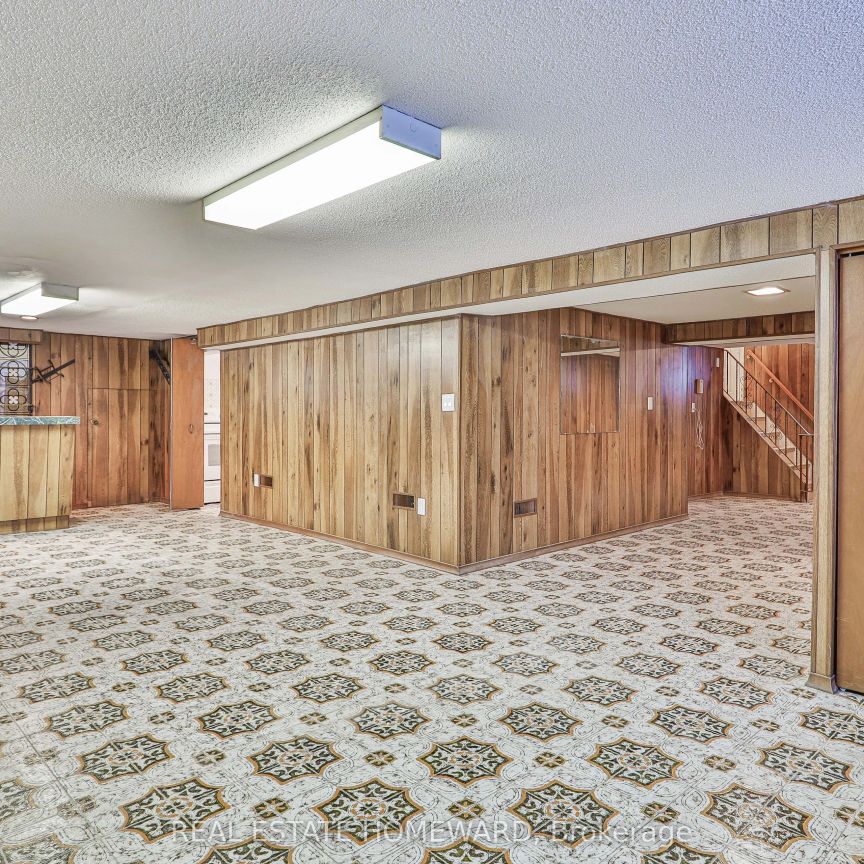 104 Crestwood Road #Lower - Photo 1