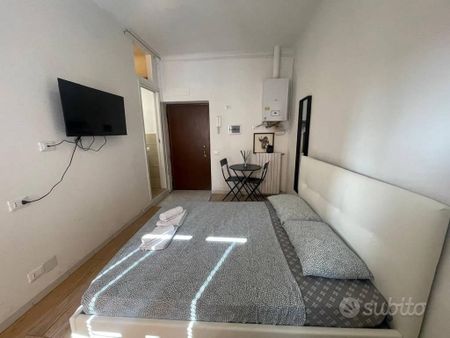 Appartamento di 26 m² con 1 locale a Milano - Photo 3
