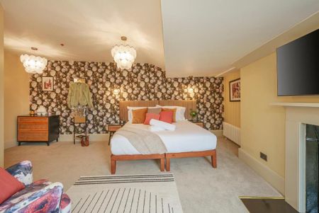 2 Bedroom Home – Medium Let - Photo 4