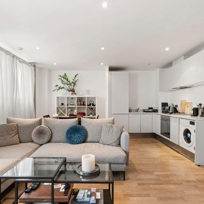 2 bedroom flat to rent - Photo 1