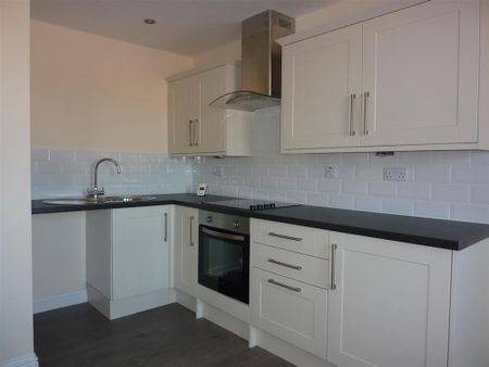 1 bedroom duplex to rent - Photo 3