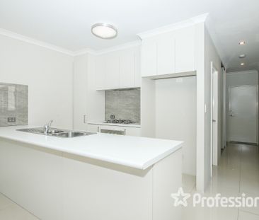 9/89 Redstone Trail, Ellenbrook WA 6069 - Photo 3
