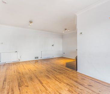 Greenwich High Road, West Greenwich, SE10 - Photo 1