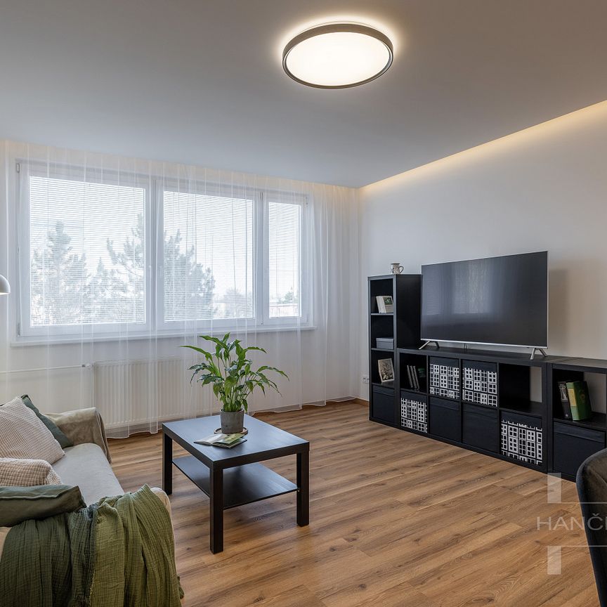 Pronájem bytu 4+1 83 m² - Fotografie 1