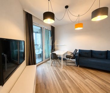 3 pokoje | Blisko metra | Loggia | 2 łazienki - Photo 1