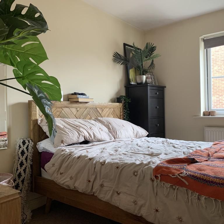 2 bedroom mews to rent - Photo 1