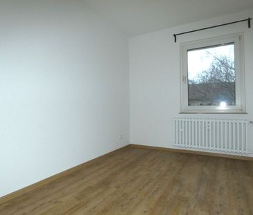 *** 3 Raum-Wohnung mit Dusche und Balkon gesucht? *** - Photo 2