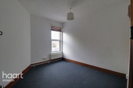 4 bedroom terraced house to rent - Photo 5