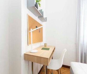 Via Giulio Ceradini, Milan, Lombardy 20129 - Photo 3