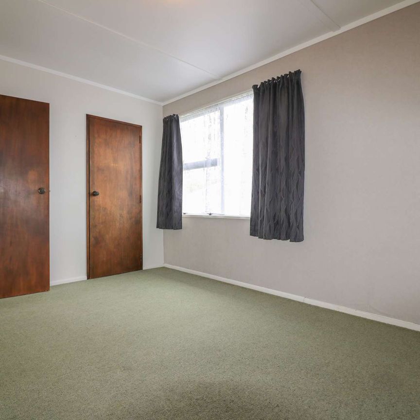 2 Bedroom Close To Town - Photo 1