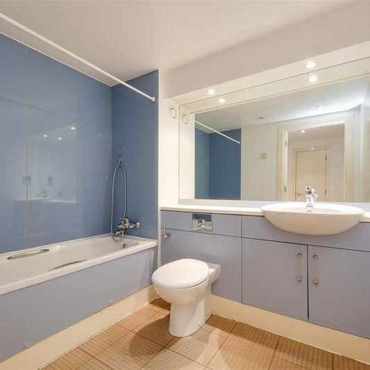 Galaxy Building, Canary Wharf, E14 - Photo 1