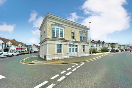 Ham Road, WORTHING - Photo 4