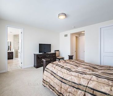 For Lease - 323 Harold Dent Trail, Oakville, Ontario - Photo 5