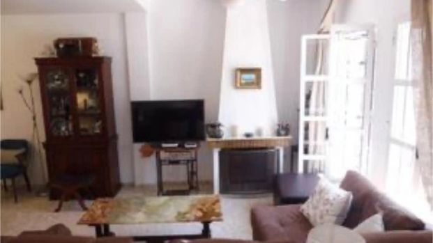 Casa adosada de alquiler en Calle Lancha, 5, El Manantial - Photo 1