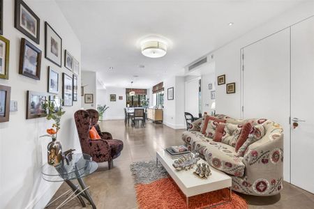 5 bedroom semi-detached house to rent - Photo 3