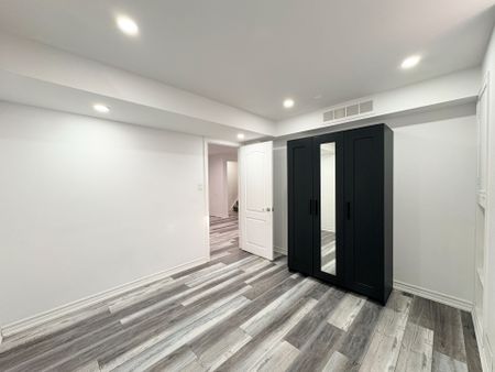 For Lease - 8 Ravencliff Crescent Unit# BSMT, Toronto, Ontario - Photo 3