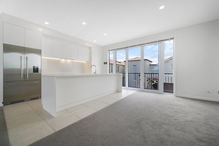 Upmarket Three-Bedroom Home Parnell - Photo 4