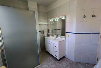 Se alquila en Costa del Silencio apartamento de 2 dormitorios