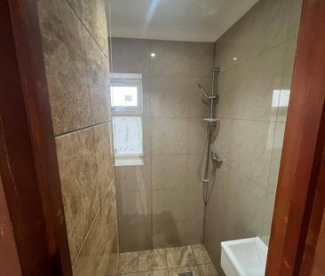 Studio to rent - Photo 6