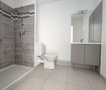 Location Appartement 2 pièces 40m² GARONS 30128 - Photo 2