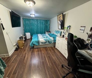 For Lease - 26 Trueman Street, Brampton, Ontario - Photo 5