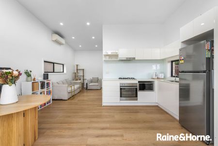 COUNCIL APPROVED BRICK 2 BEDROOM GRANNY FLAT - Photo 2