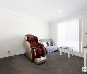 Spacious 4 Bedroom Family Home - Photo 2