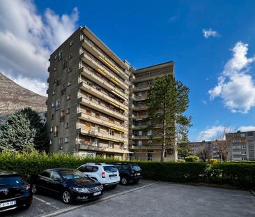 T2 + Cuisine - 2 rue des Echelles, St Egrève - Photo 1