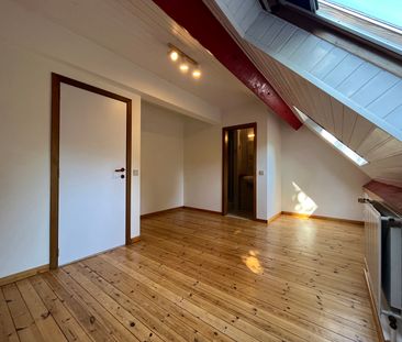 House - for rent - Photo 3