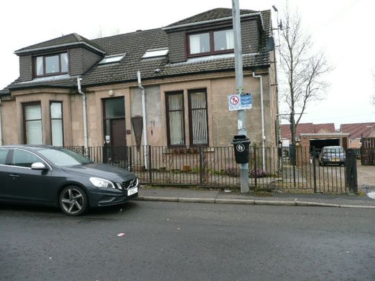 Knapdale Street, Lambhill, Glasgow - Photo 1