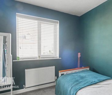 2 bedroom semi-detached house to rent - Photo 3