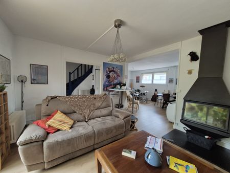 Location Maison 4 pièces 109m² DUNKERQUE 59140 - Photo 3
