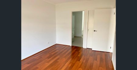 Brand New 3 Bedroom Gem – Alamanda School Zone - Photo 2