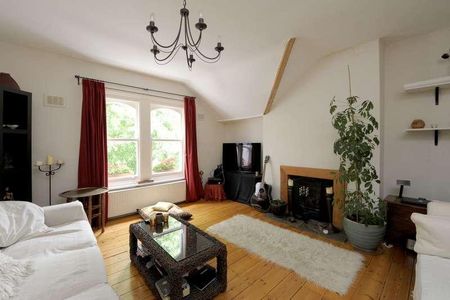 Tyrwhitt Road, Brockley, SE4 - Photo 2